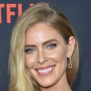 Jordan Claire Robbins Biography