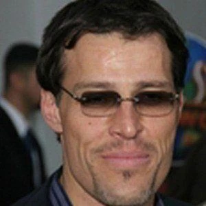 Tony Robbins Biography