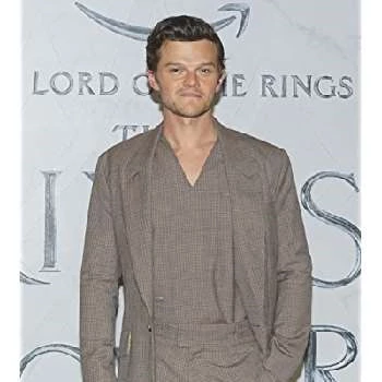 Robert Aramayo - Biography, Birthdate, Family, Networth & More