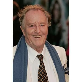 Robert Hardy - Height, Bio, Wiki, Family, Birthplace, Networth & More