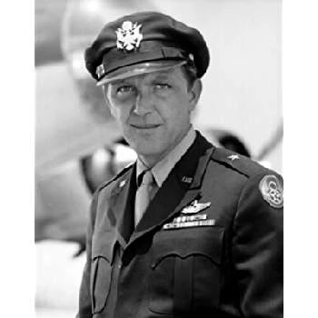 Robert Lansing - Age, Height, Birthdate, Bio, Family, Networth & More