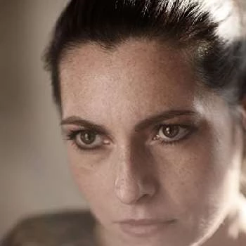 Roberta Caronia - Age, Bio, Birthdate, Family, Networth & More