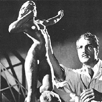 Roberto Cañedo - Birthplace, Bio, Wiki, Birthday, Family, Networth & More