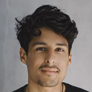 Carlos Roberto - Family, Bio, Birthday, Family, Income & More