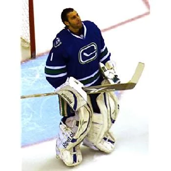 Roberto Luongo Biography