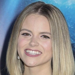 Emma Elle Roberts - Networth, Bio,Birthdate, Family, Wiki & More