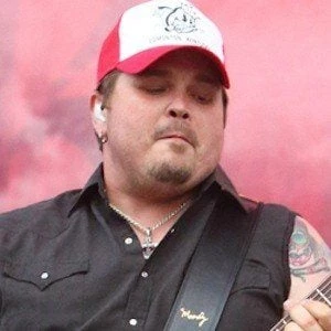 Chris Robertson Biography