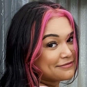 Jade Robertson - Age, Height, Birthdate, Bio, Family, Networth & More