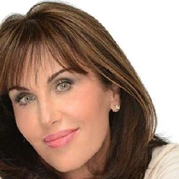 Robin McGraw - Biography, Birthday, Wiki, Family, Networth & More