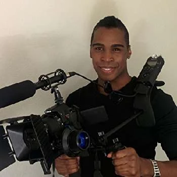 Robinawitz Demi - Age, Bio, Birthdate, Family, Networth & More