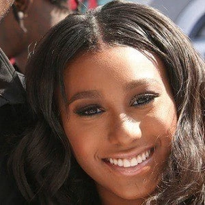 Noelle Robinson Biography