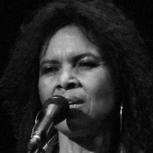 Sharon Robinson Biography