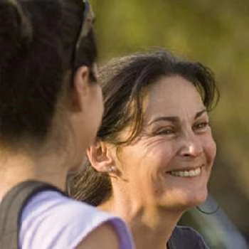 Robyn Slovo - Age, Bio, Birthdate, Family, Networth & More