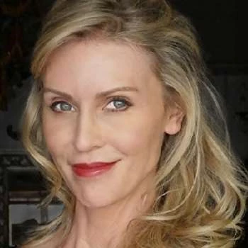 Rochelle Vallese - Age, Bio, Birthdate, Family, Networth & More