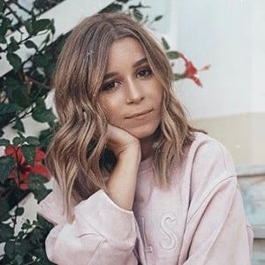 Inês Rochinha - Age, Bio, Birthdate, Family, Networth & More