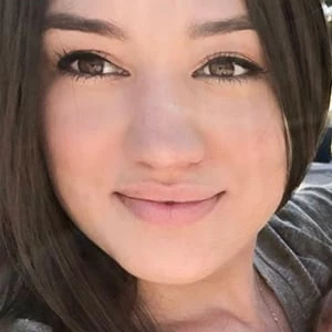 Kristen Rodeheaver - Income, Birthday, Family, Bio, Networth & More