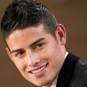 James Rodríguez Biography
