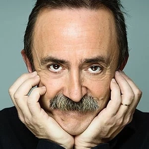 Santi Rodríguez - Networth, Bio, Wiki, Family, Birthday, Networth & More