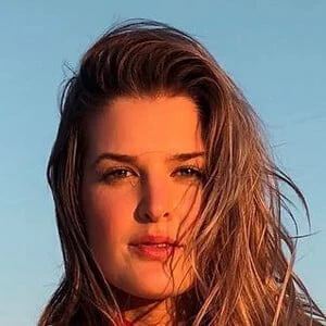 Hannah Roeloffs Biography