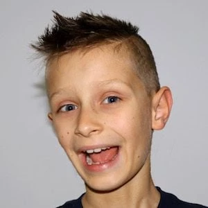 RonaldOMG - Networth, Biography, Birthdate, Family & More