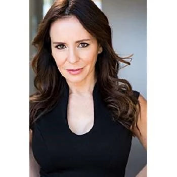 Rosa Pill - Age, Bio, Birthdate, Family, Networth & More