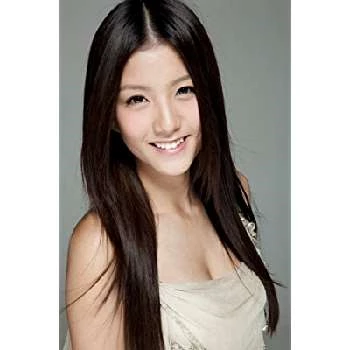 Rose Chan - Age, Bio, Career, Family, Wiki, Networth & More