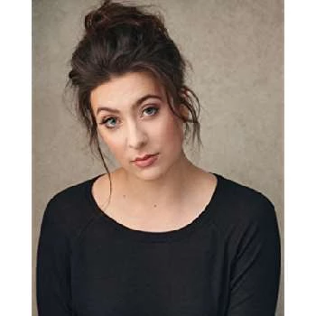 Rose Quentin - Age, Bio, Birthdate, Family, Networth & More