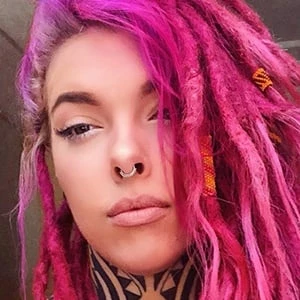 Victoria Rose Biography