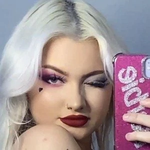 Lowri Rose-Williams - Birthplace, Bio, Wiki, Birthday, Family, Networth & More