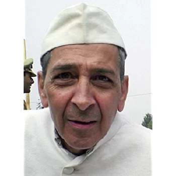 Roshan Seth Biography