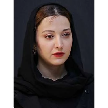 Roshanak Gerami - Age, Bio, Birthdate, Family, Networth & More