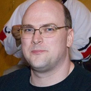 Alex Ross - Age, Bio, Birthdate, Family, Networth & More