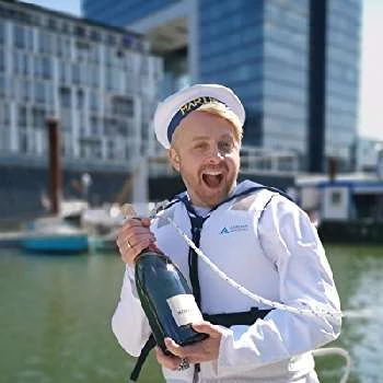 Ross Antony - Adderess, Bio, Birthdate, Family, Wiki & More