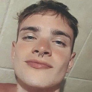 Tomás Ross - Age, Bio, Birthdate, Family, Networth & More