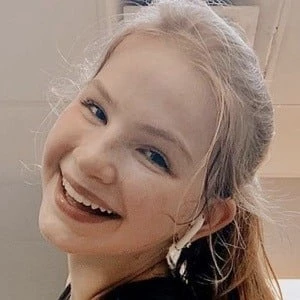 Catherine Rowland - Income, Birthday, Family, Bio, Networth & More