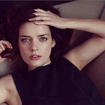 Roxane Mesquida - Family, Bio, Wiki, Dat of Birth, Networth & More