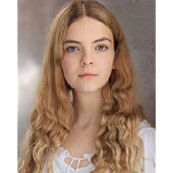 Roxy Cornish-Sewell - Age, Bio, Birthdate, Family, Networth & More