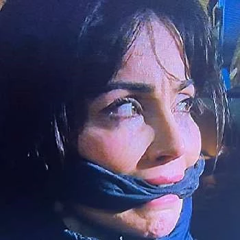 Roxy Shahidi - Wiki, Bio, Birthdate, Networth, Family & More