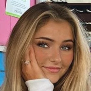 Alexi Rozmajzl Biography