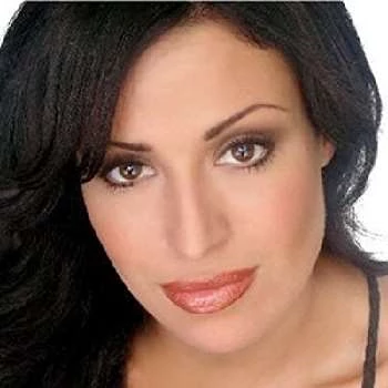 Rue DeBona - Wiki, Family, Bio, Birthdate, Networth & More