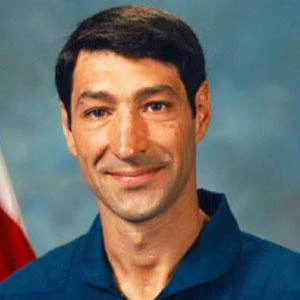 Mario Runco Jr. - Age, Bio, Birthdate, Family, Networth & More