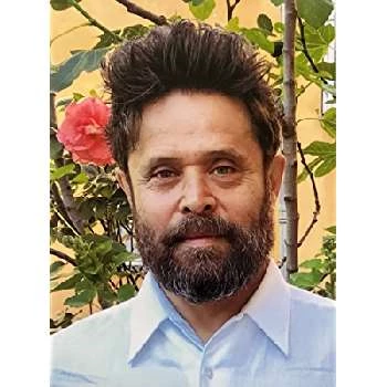 Runi Lewerissa - Biography, Birthday, Wiki, Family, Networth & More