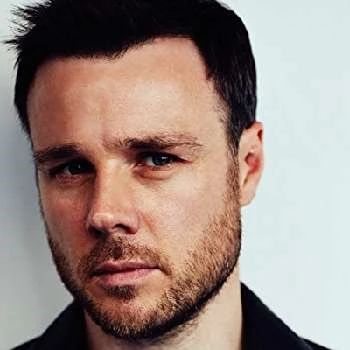 Rupert Evans - Adderess, Bio, Birthdate, Family, Wiki & More