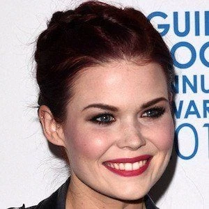 Lindsey Russell Biography