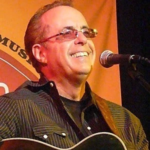 Tom Russell Biography