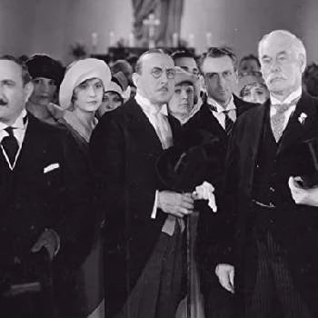 Ruth Cummings - Family, Bio, Birthday, Family, Income & More