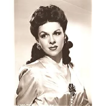 Ruth Ford - Wiki, Family, Bio, Birthdate, Networth & More