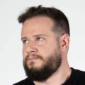 Diego Ruzzarin - Wiki, Bio, Networth, Birthdate, Family & More