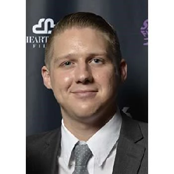 Ryan Casselman - Family, Bio, Birthday, Family, Income & More