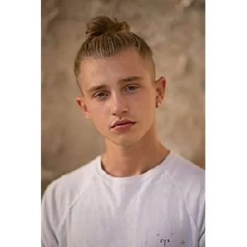 Ryan Dean - Age, Bio, Birthdate, Family, Networth & More